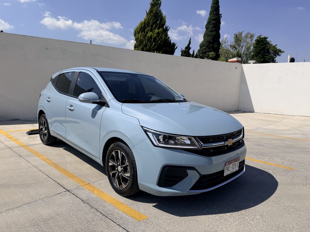 Foto de CHEVROLET AVEO LT TA 2026