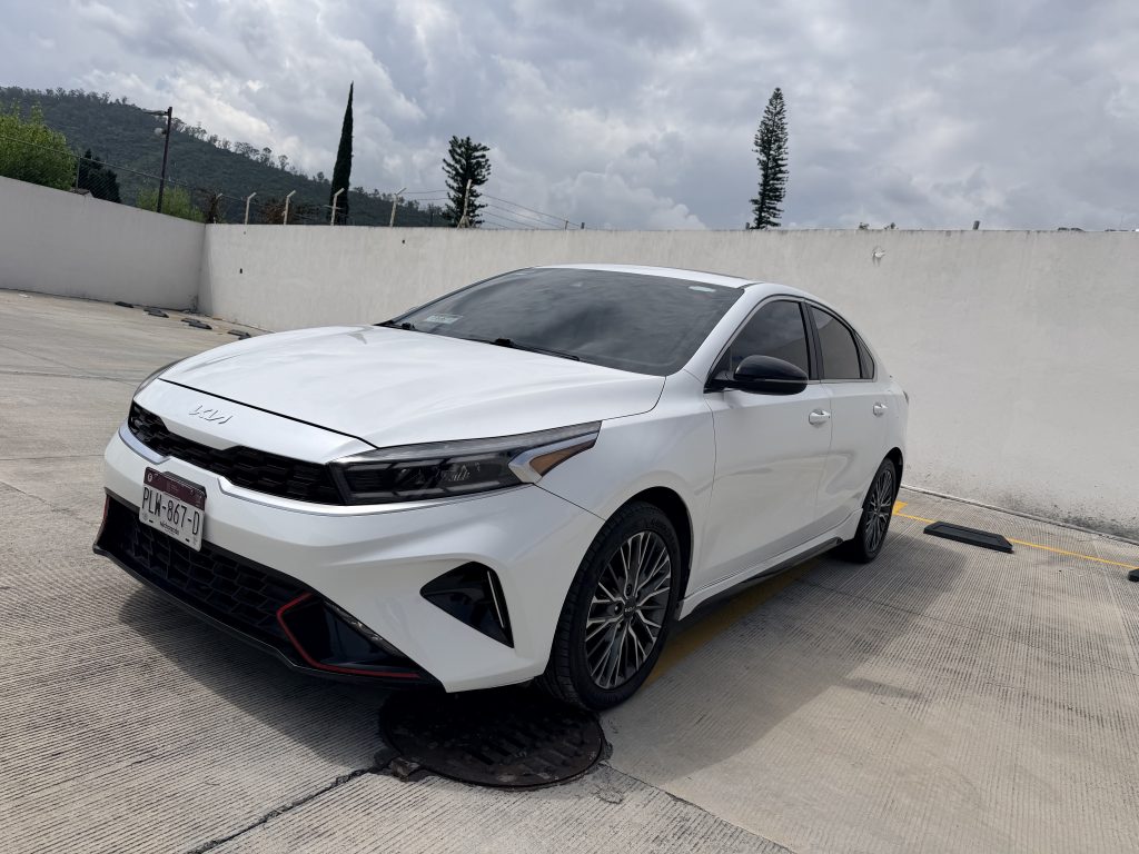 Foto de KIA FORTE GT LINE TA 2022