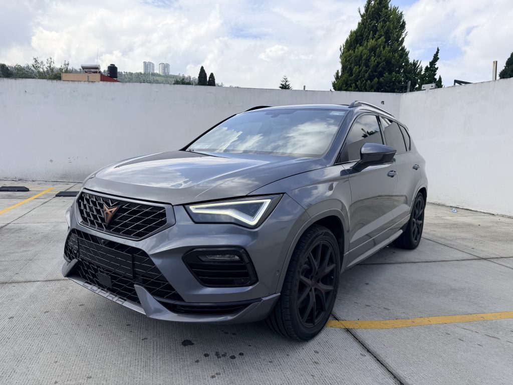 Foto de CUPRA ATECA 300HP 2022